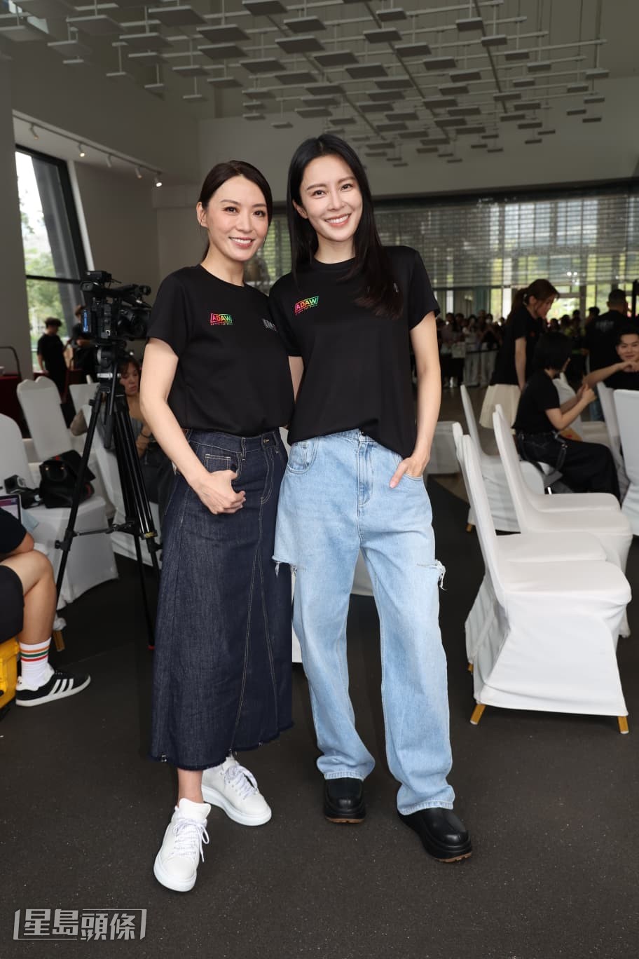 兩人均表示非常高興能有機會與羅嘉良合作。