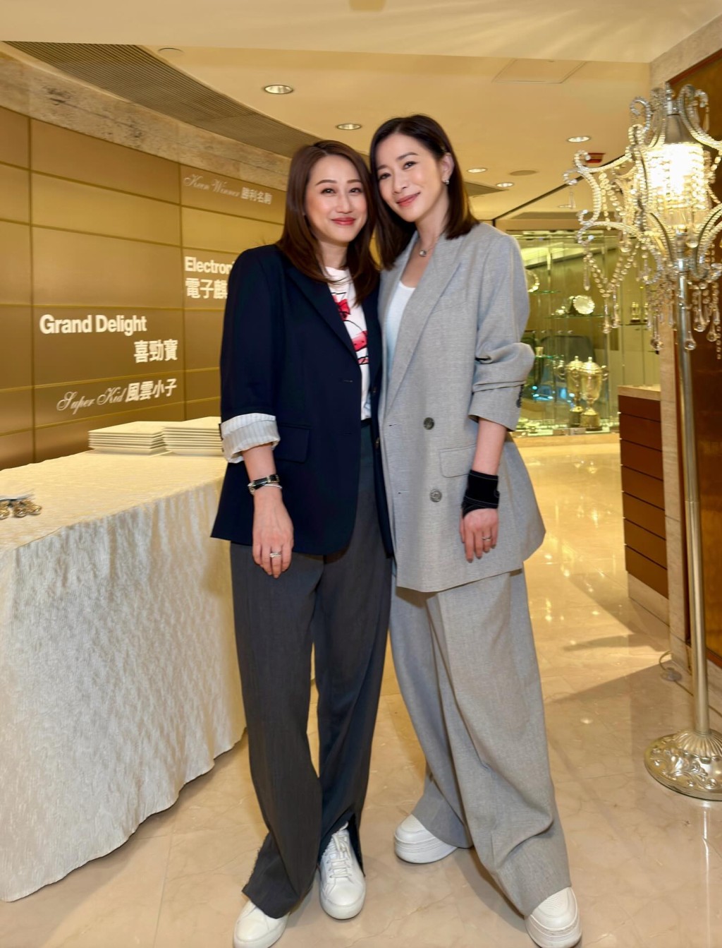 夏竹欣與佘詩曼相識多年,兩人曾在劇集《金枝慾孽》中合作。