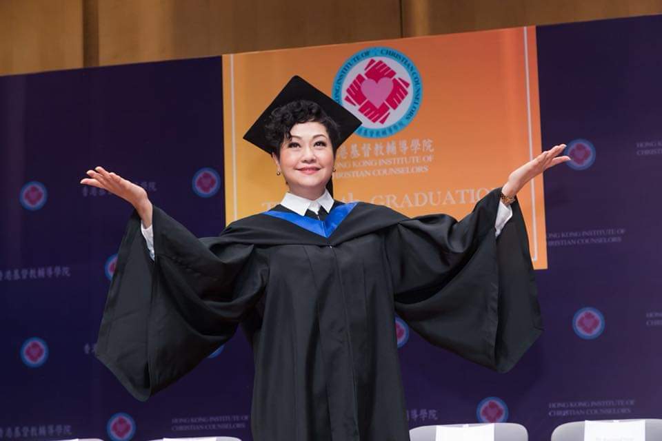胡美儀向來好學不倦,持續進修。