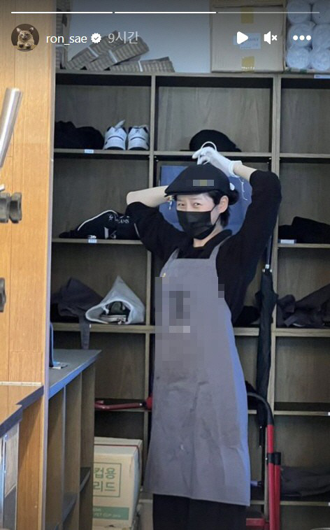 金賽綸在IG上傳身穿咖啡店員工制服的照片,但該店其後澄清員工名單中並無她的名字。