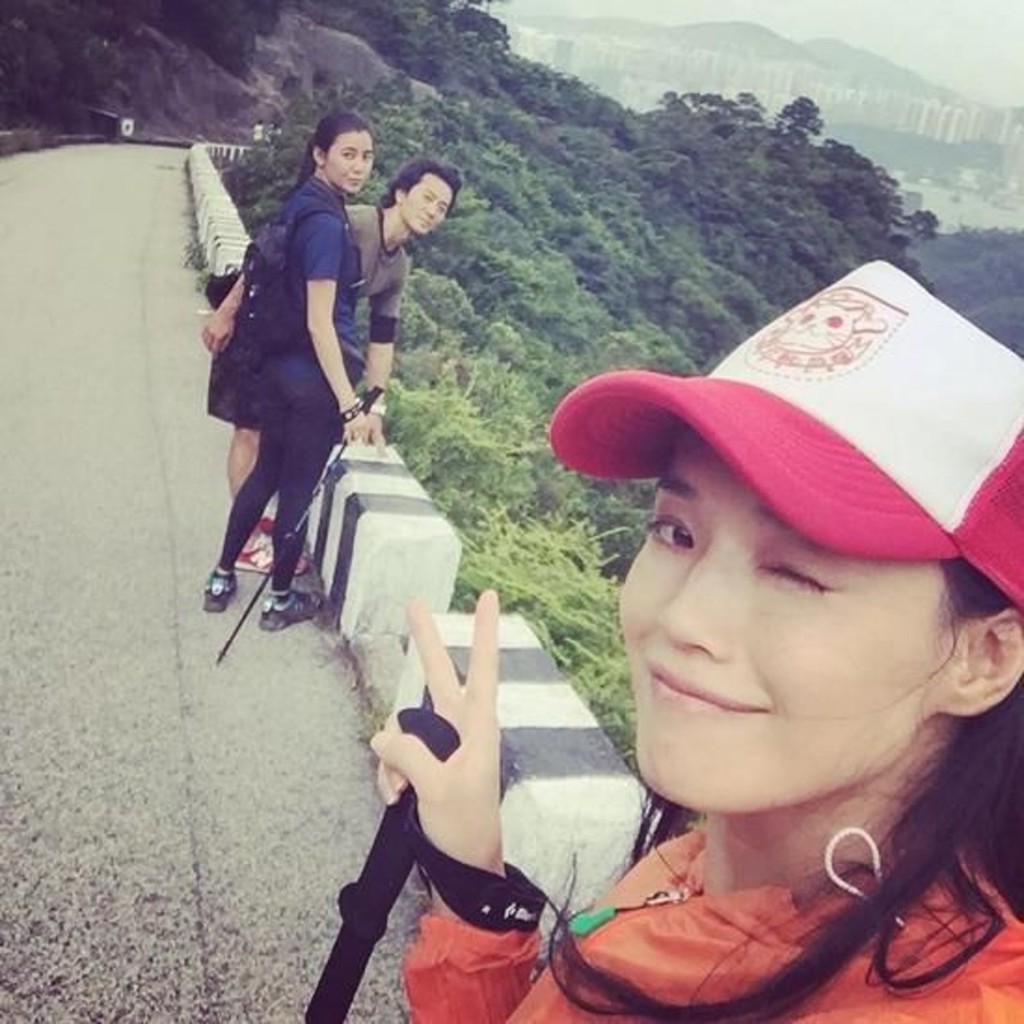 鄭伊健與蒙嘉慧偶爾會回港與朋友見面相聚。