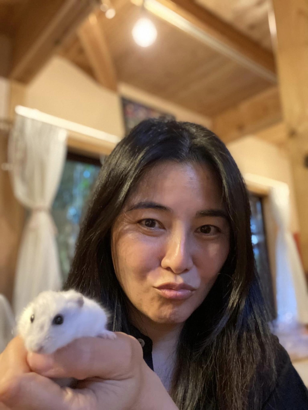 蒙嘉慧已在日本生活了數年。