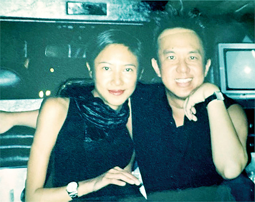 黃大煒與女友Vicky相知相惜多年。網上圖片