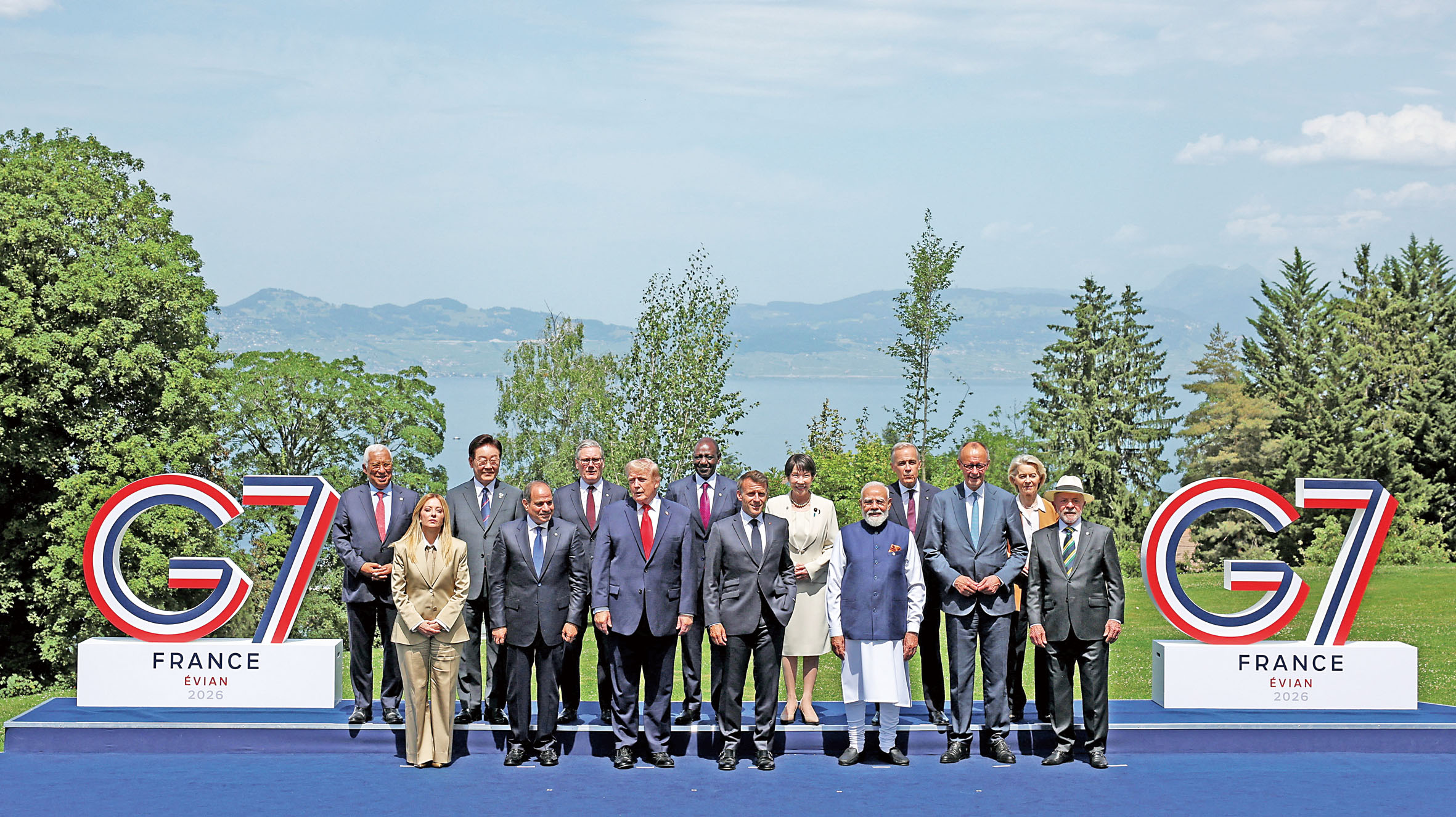 G7峰會領導人合影留念。路透社