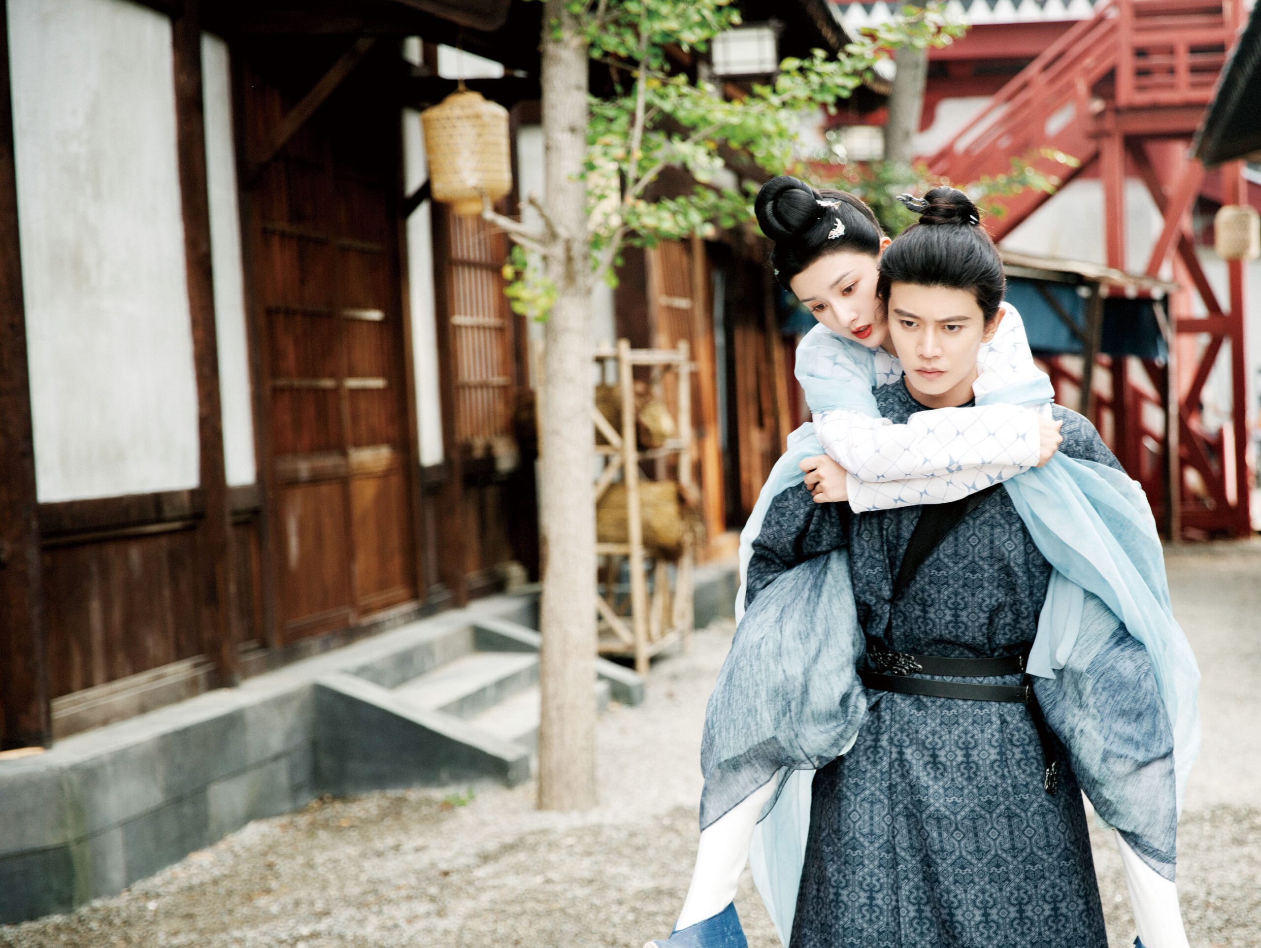 宋祖兒、任嘉倫在《無憂渡》中上演人妖虐戀。網上圖片