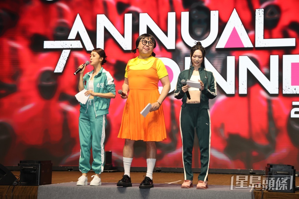 同場的阿Bob以木頭人造型現身。