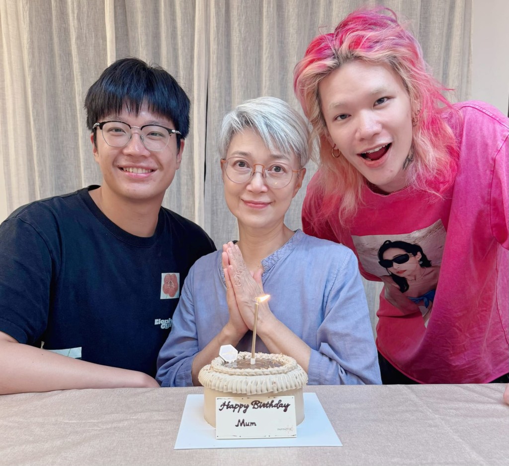 手術後陳敏兒雖消瘦了,但氣色不錯,曾與兩子慶祝生日,場面溫馨。