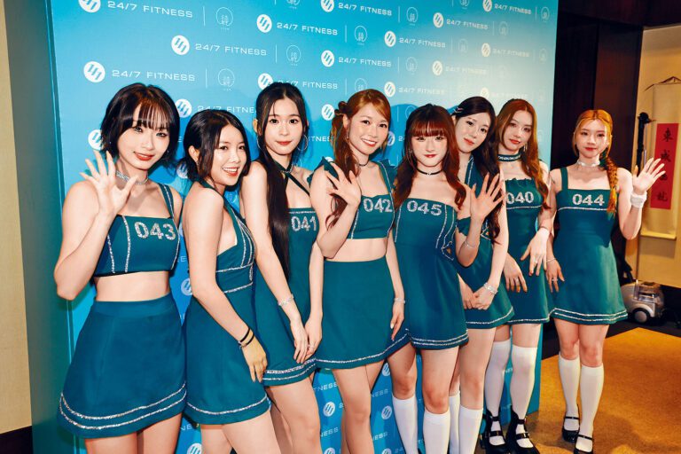 （左起）Elka、MeiMei、阿妹、Yanny、阿Yo、Tania、Sinnie及阿蛋久違合體，強調並非最後一次。