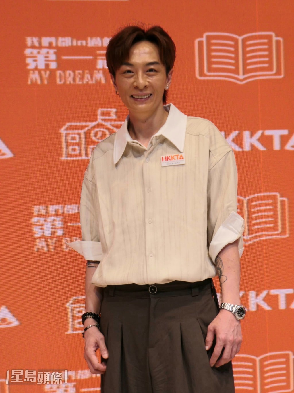 他為排練申請長假，並認為壓力就是動力。
