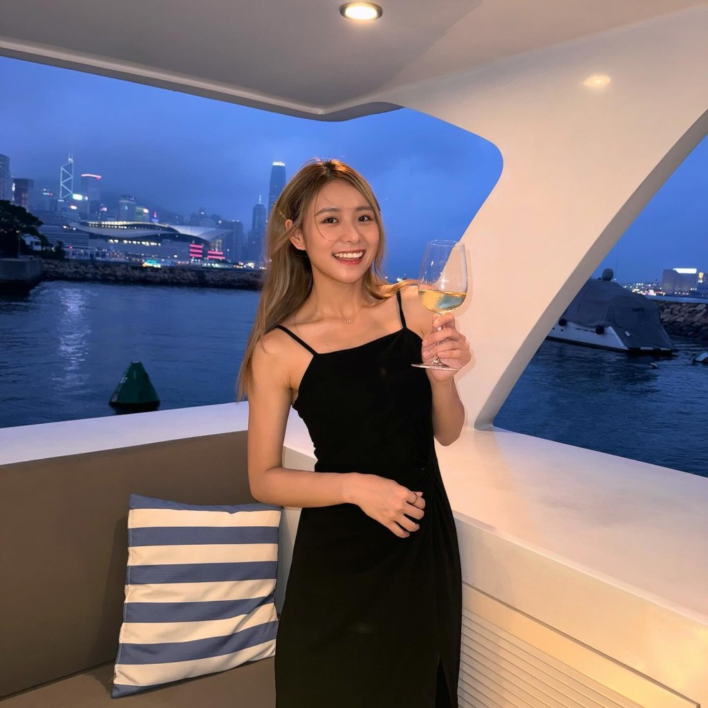 關珮姿曾自認有「港女」性格,對男友會非常著緊。