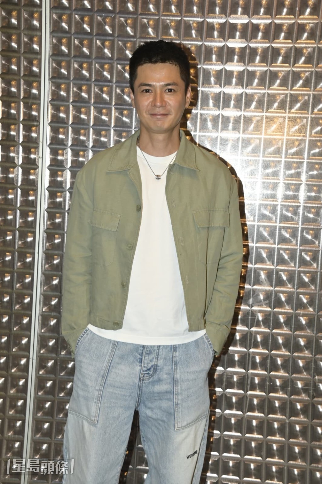 羅子溢被稱為「新一代絕世好爸」。