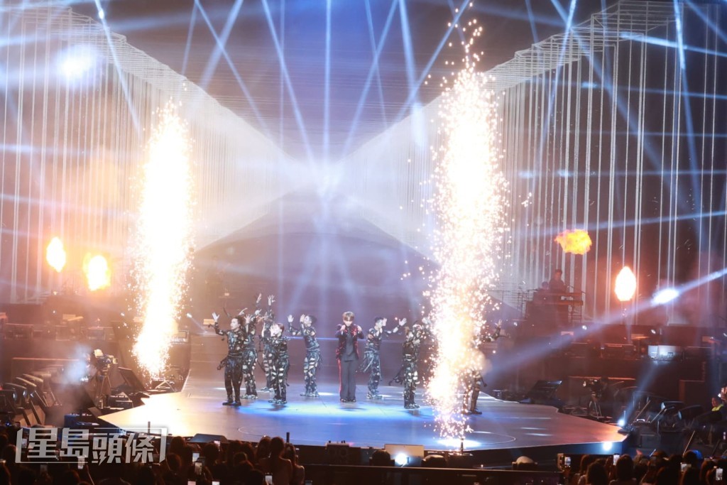他表示早前宣布暫不出歌不代表停止工作，現享受獨處，希望自我提升。