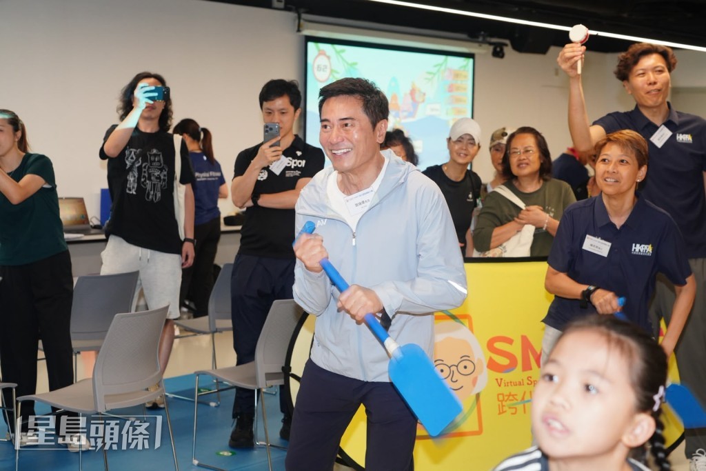 適逢端午節翌日,四位藝員參與虛擬龍舟競渡,由歐瑞偉帶領隊伍成功奪冠。