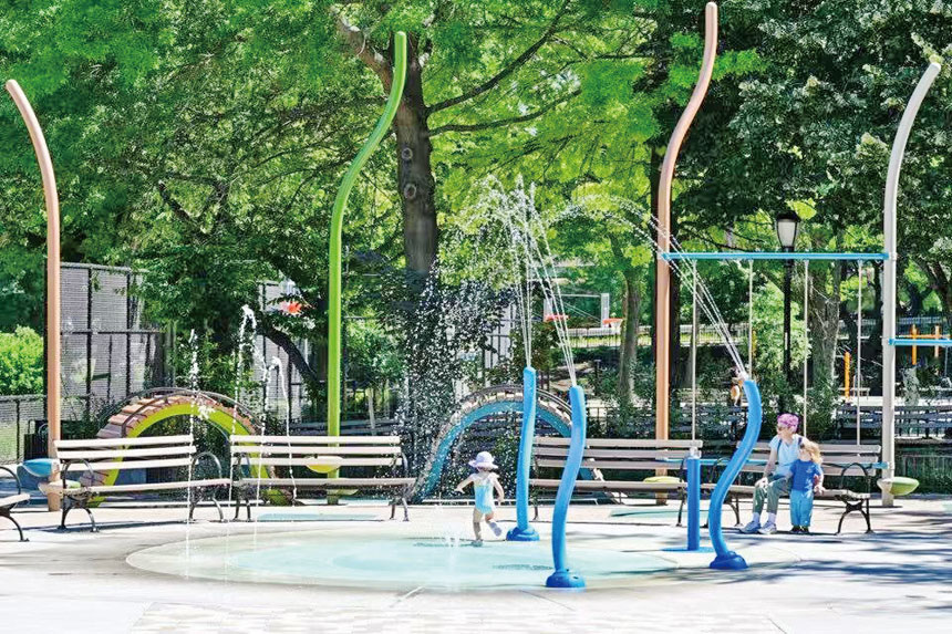 貓頭鷹公園新增了許多兒童玩樂設備。
