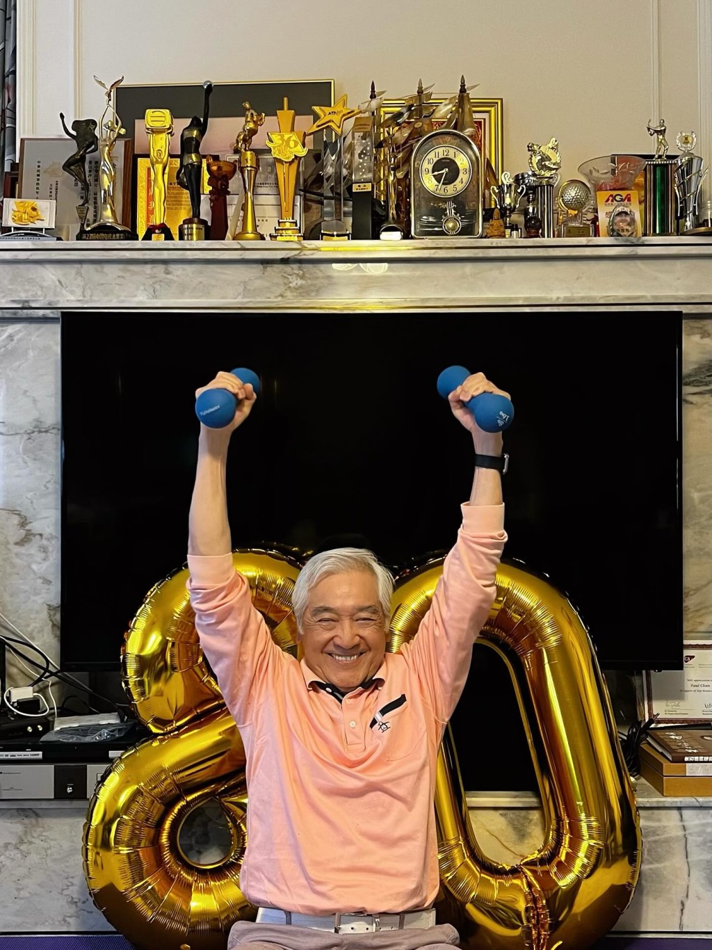80歲的秦沛精神奕奕,不見老態。