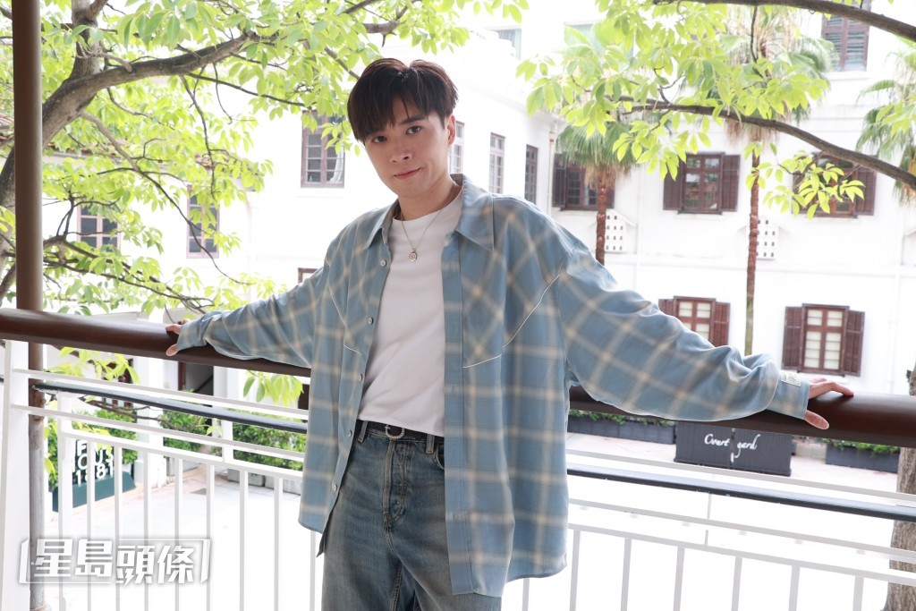Frankie同意自己目前正走一條捨易取難的路線。