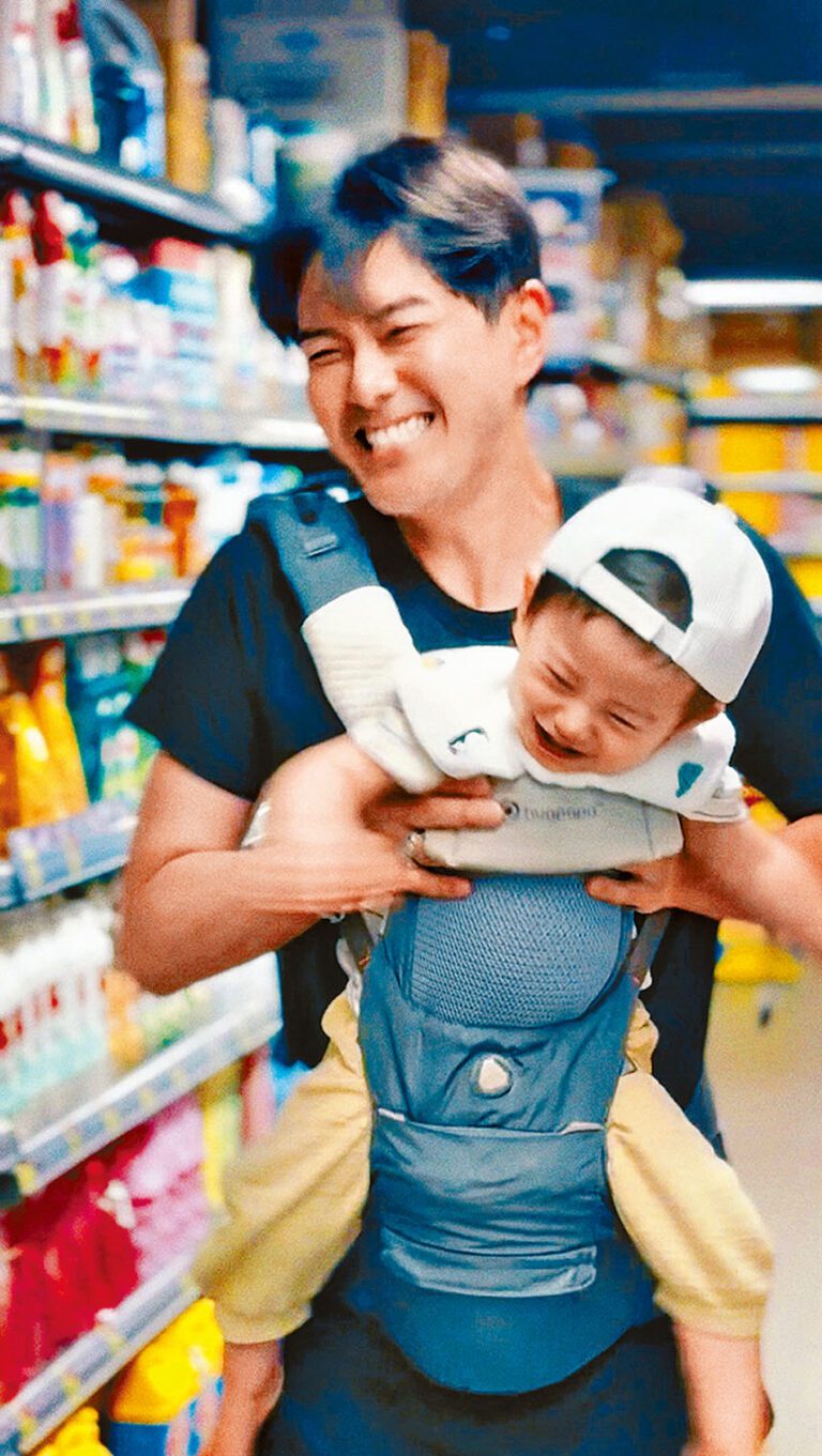 ■黃翠如趁父親節公開蕭正楠跳住舞湊仔的片段。