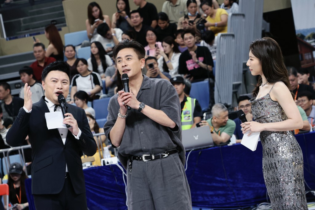 黃宗澤（Bosco）以星級嘉賓身分主持開球儀式。