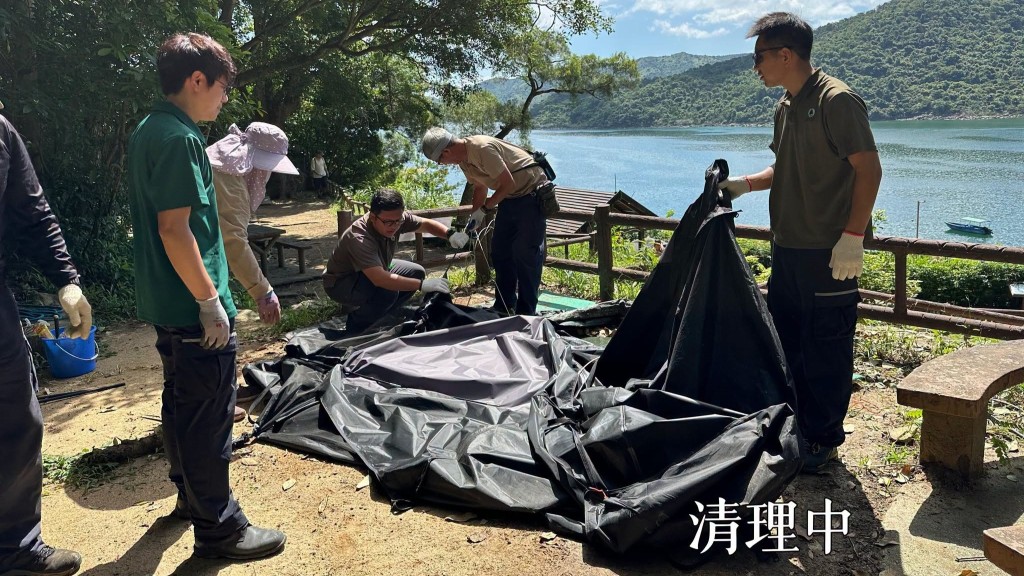 西貢黃石營地現長期佔用營位情況 漁護署派員清理並暫封營地