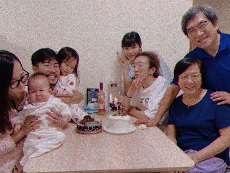 李啟言與父親李盛林牧師的合照已成追憶。