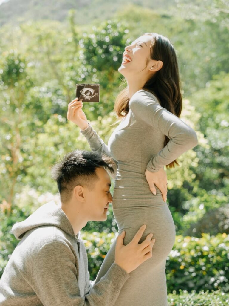 蔡嘉欣YouTube分享剖腹產B日記 豪華病房與千朵玫瑰惹關注