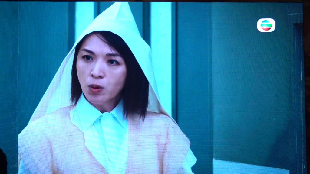 劇中盧宛茵與媳婦陳煒關係不和。