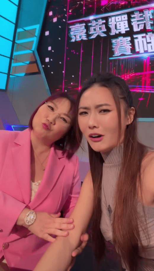 戴祖儀就門牙損壞一事諮詢玄學家麥玲玲，對方指門牙影響人際關係及父母宮。