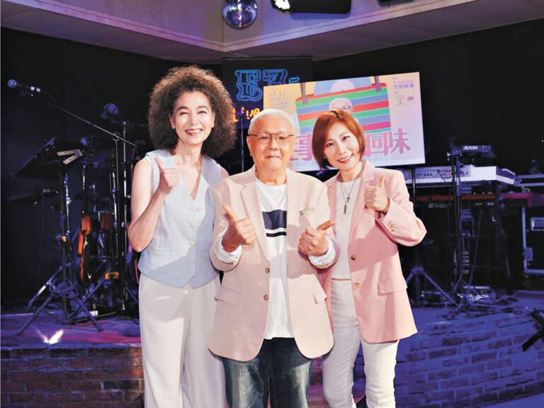 賴佩霞（左起）、林煌坤、郎祖筠。網上圖片