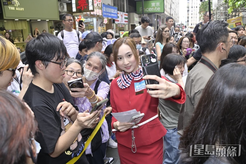 鍾柔美在活動上獲得粉絲支持。