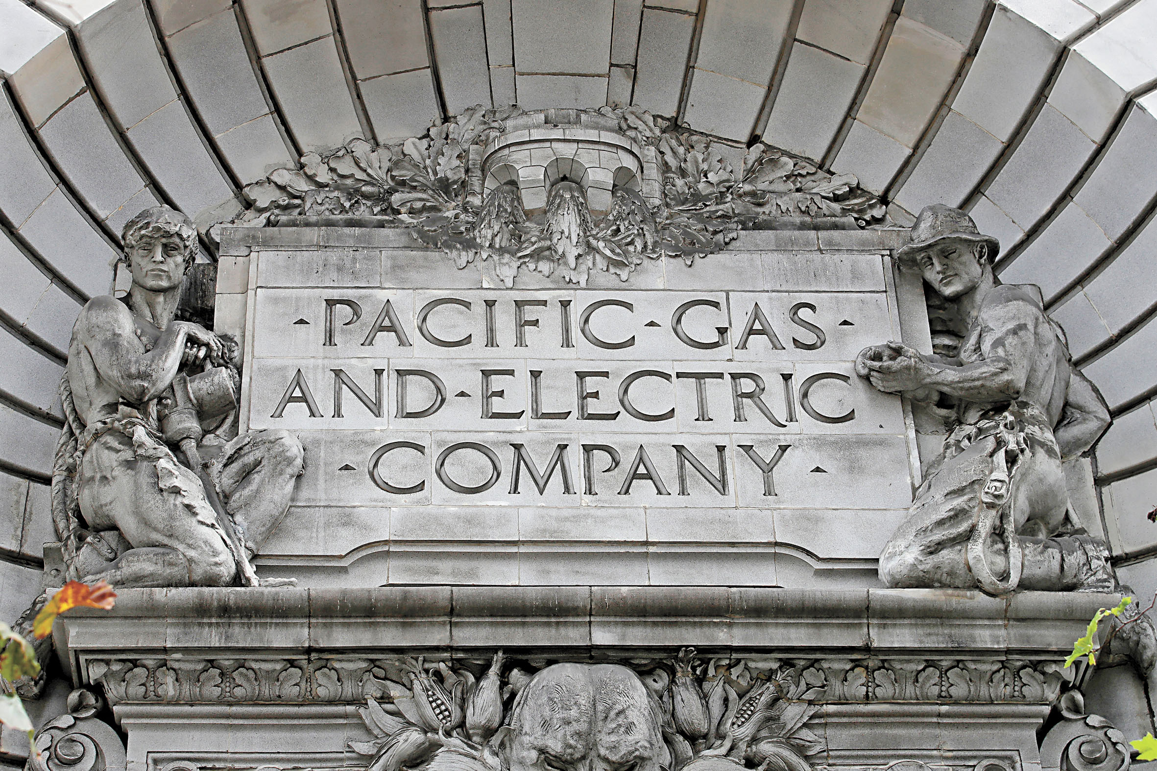 PG&E未來四年電費漲幅多少,州府監督機構與公司各說各話。美聯社資料圖片