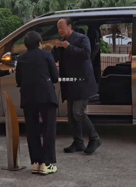 79歲的狄龍,早前出席活動時被網民遇到。