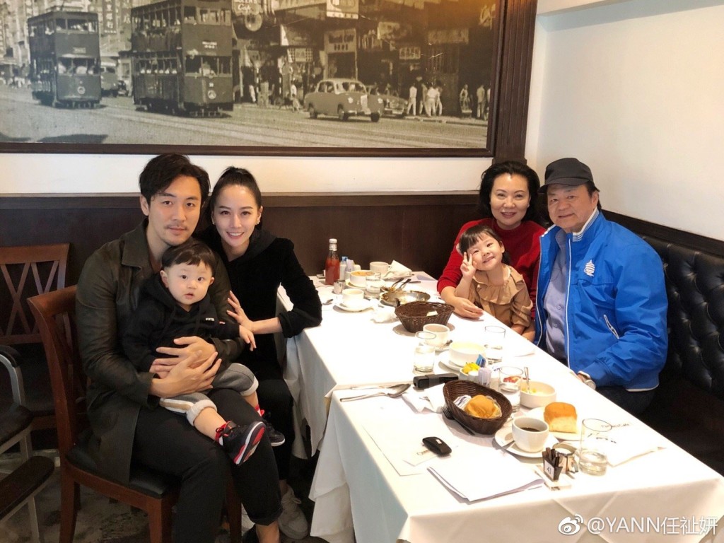狄龍一家人關係好好。