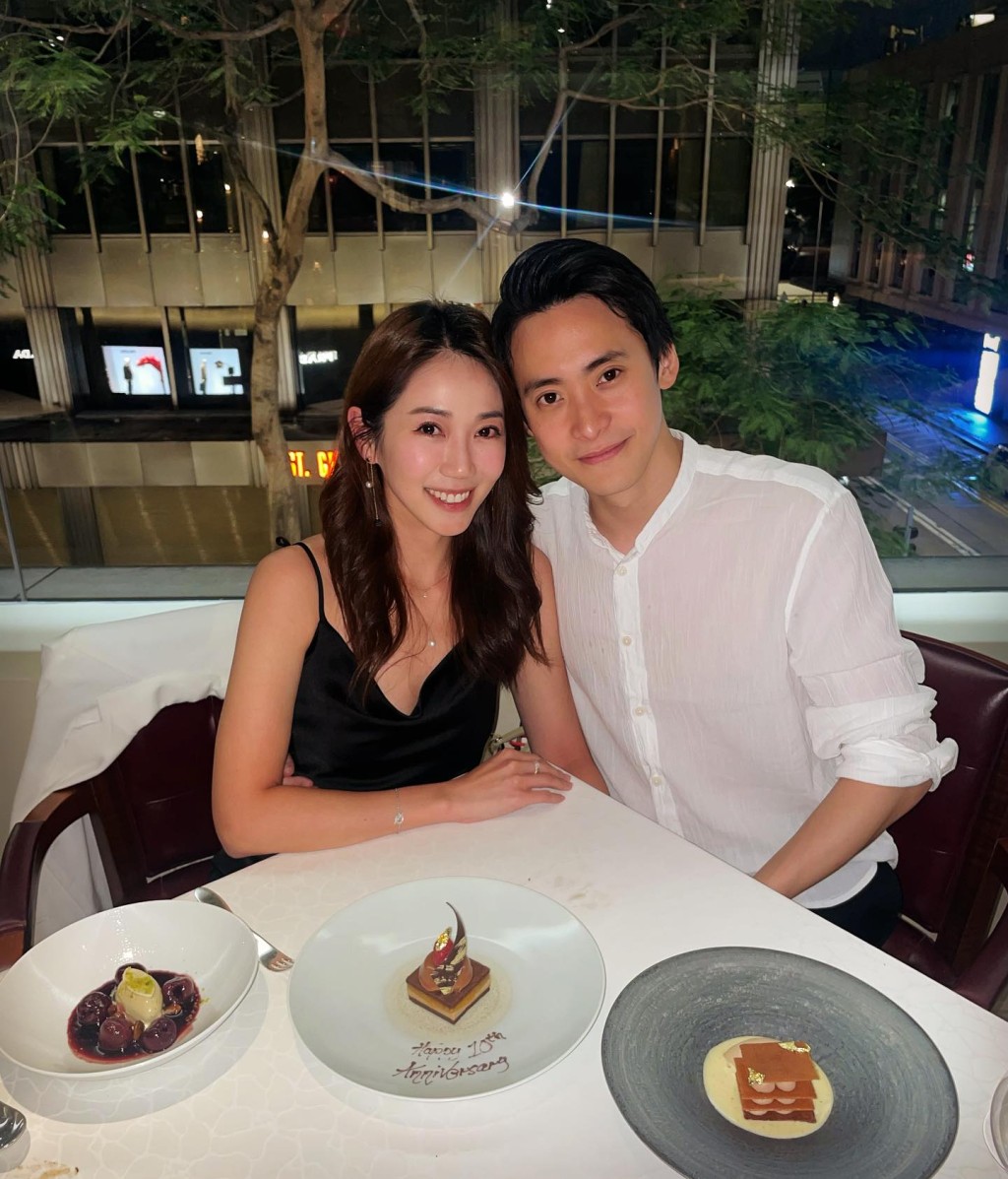 蔡明思當年表示與圈外男友Steven相識六年，對方在港從事金融行業。