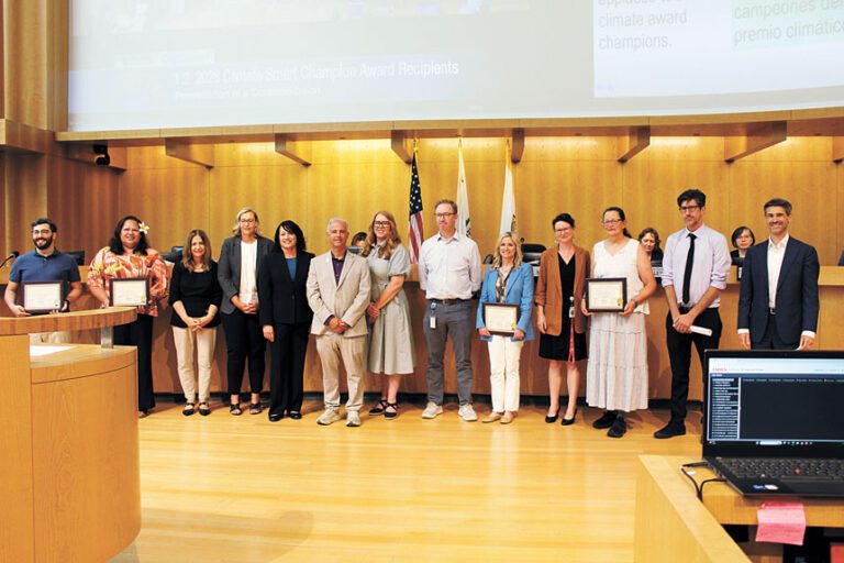 聖荷西市6月23日在市府大廳舉行2026氣候智慧英雄獎（Climate Smart Champion Awards）頒獎。 聖荷西市府提供