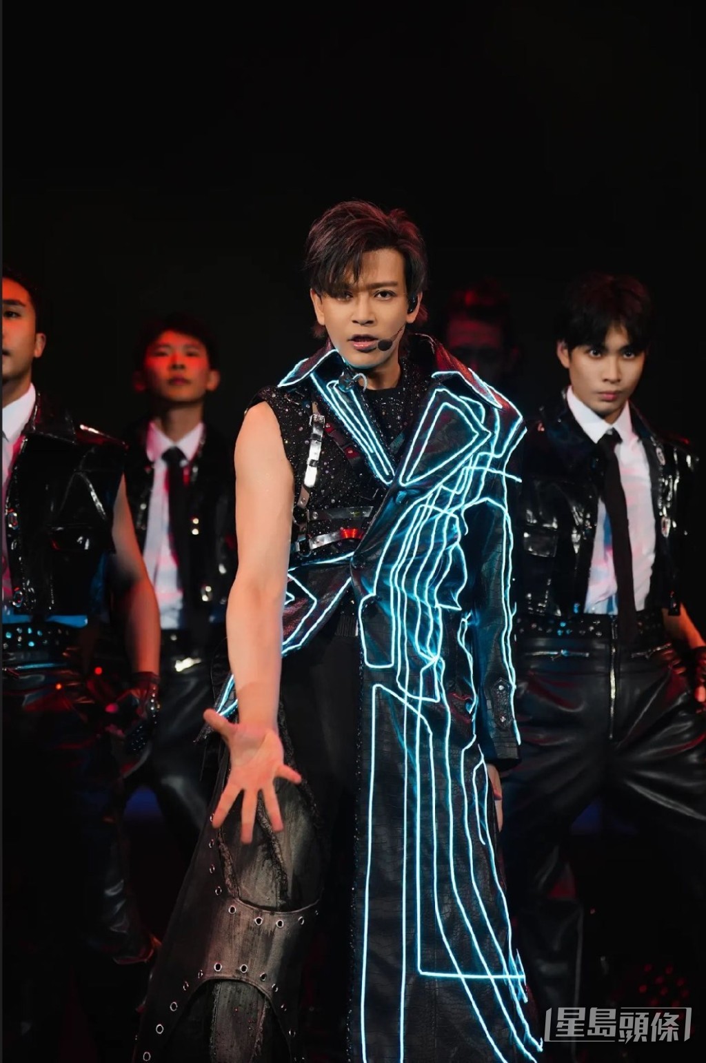 陳曉東日前在紅館舉辦了《陳曉東 Neon Reflections 30演唱會》。