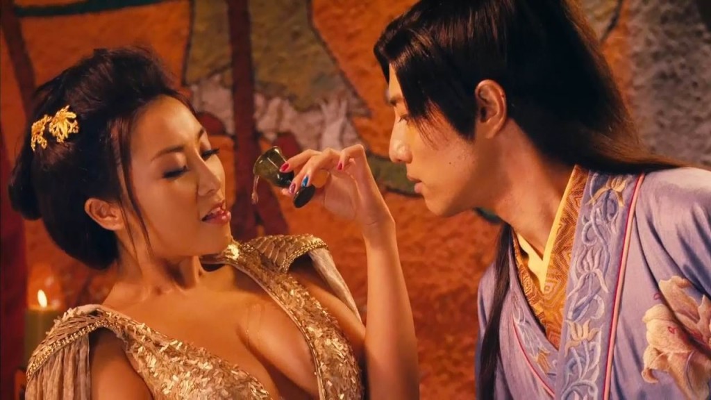 憑著驕人上圍,雷凱欣當年迅速成為宅男女神。