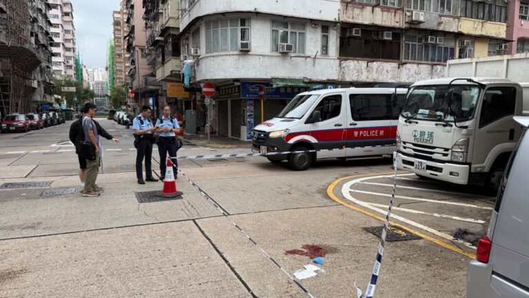深水埗鴨寮街發生傷人案 男子腳部中刀送院 警方追緝涉案男子