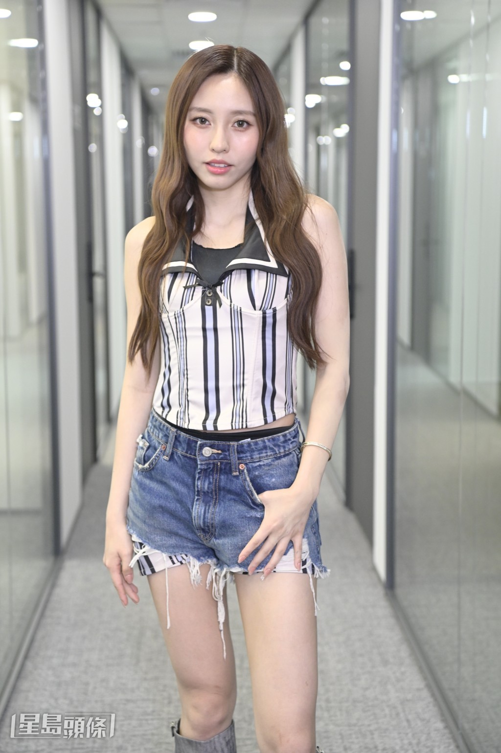 在監製舒文建議下,Ivy 在填詞時注入了更多青春少女的跳脫感。