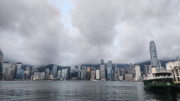 天文台下午取消黃色暴雨警告 預料本周中期天氣漸轉酷熱