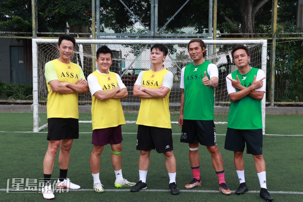 (左起)張達倫、衛志豪、莫家淦、潘梓峰、張智軒等人,一講起足球便話題不斷。