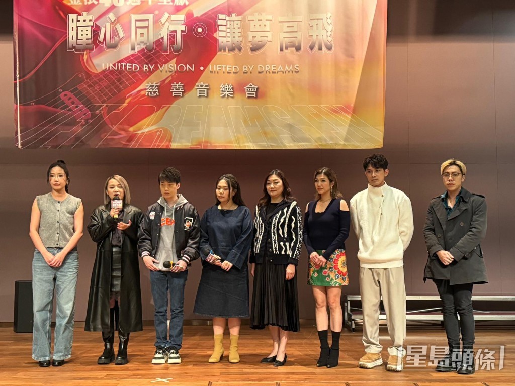 崔碧珈早前被指認愛,出席活動時被問及新戀情,她表示與Rocky是「好朋友」。