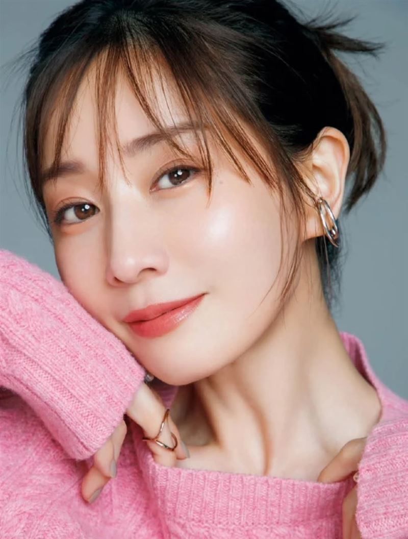 離開主播崗位後，田中美奈實轉戰演藝圈，事業發展順利。
