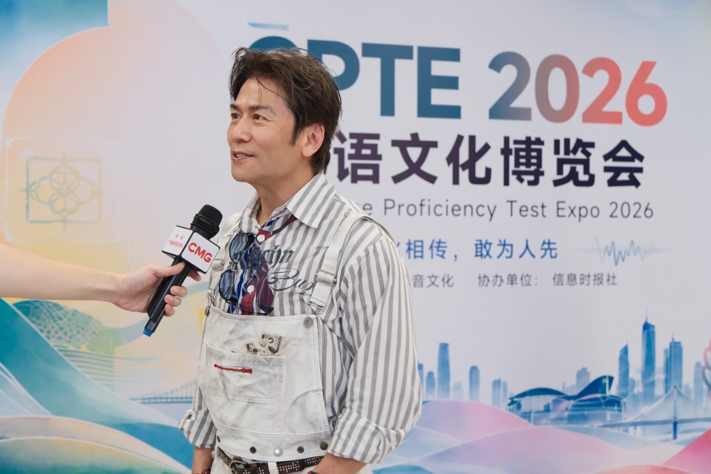 唐文龍在活動後接受在場媒體訪問。