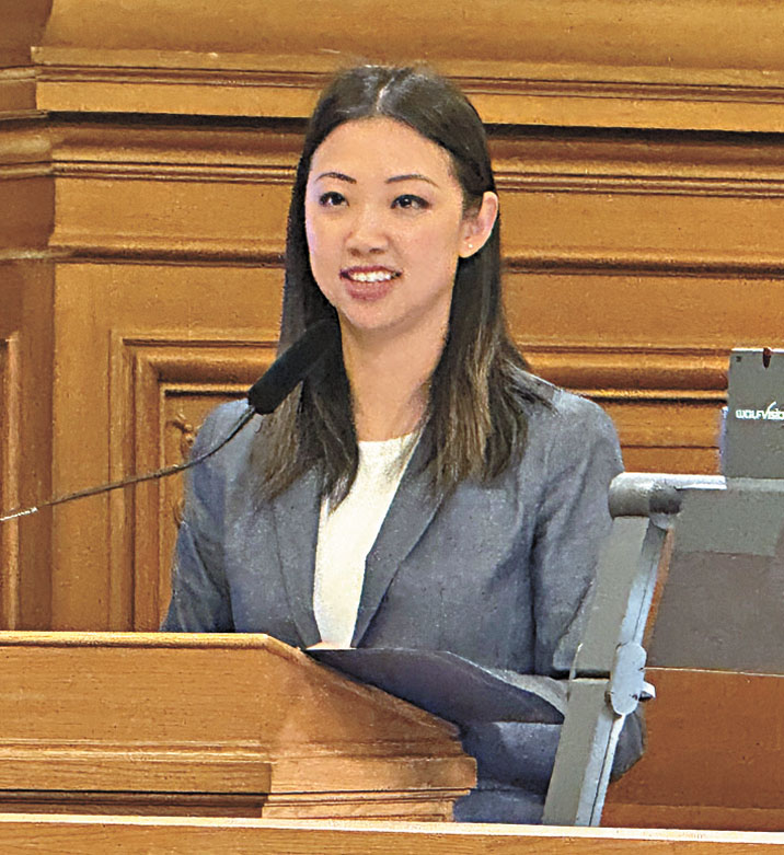 李婉兒2025年11月3日出席市參事規則委員會，當日委員會通過其樓宇檢查委員提名。本報資料圖片/記者陳程威攝