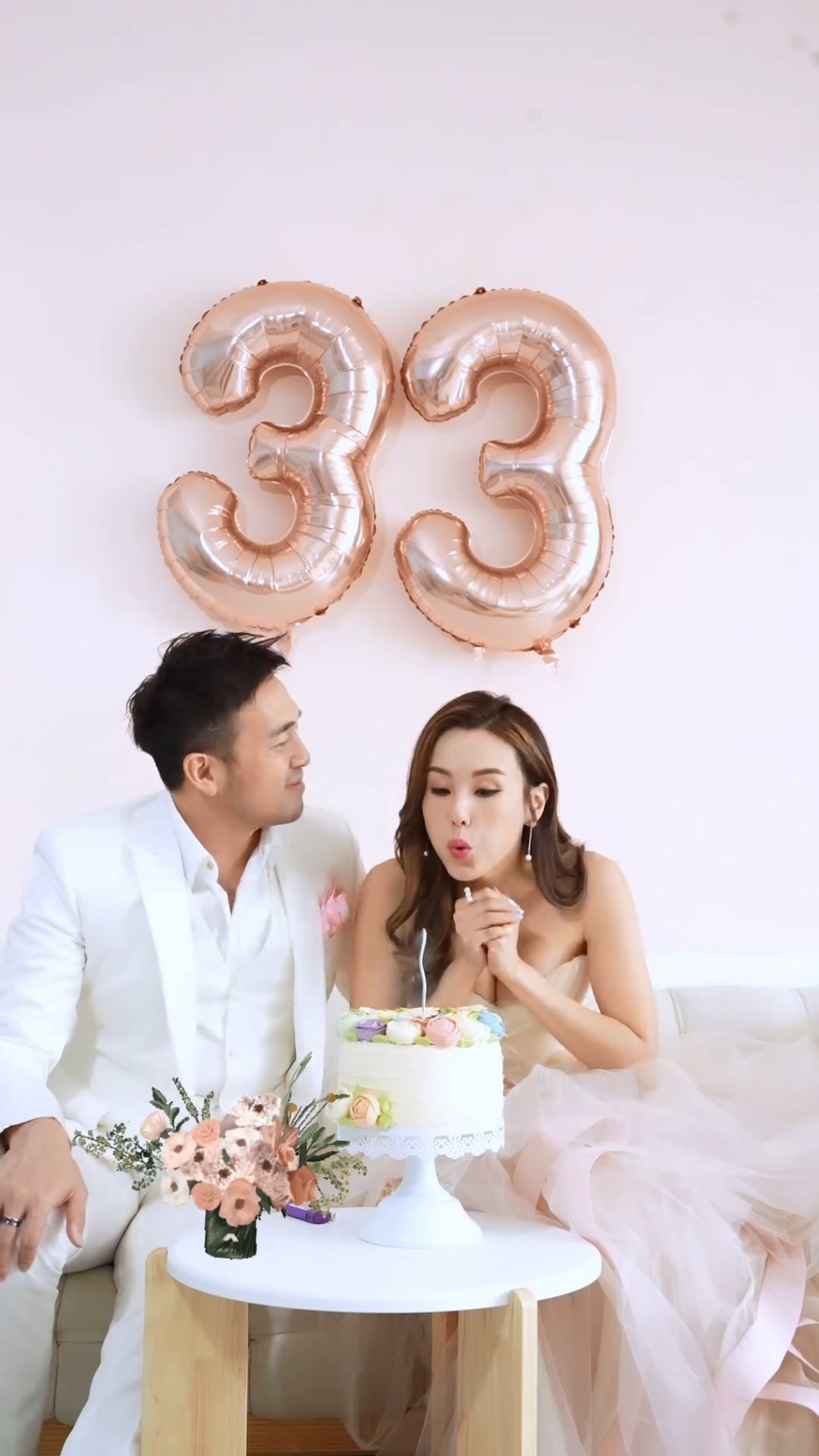 楊洛婷分享的短片中,有氣球拼出33歲字樣。
