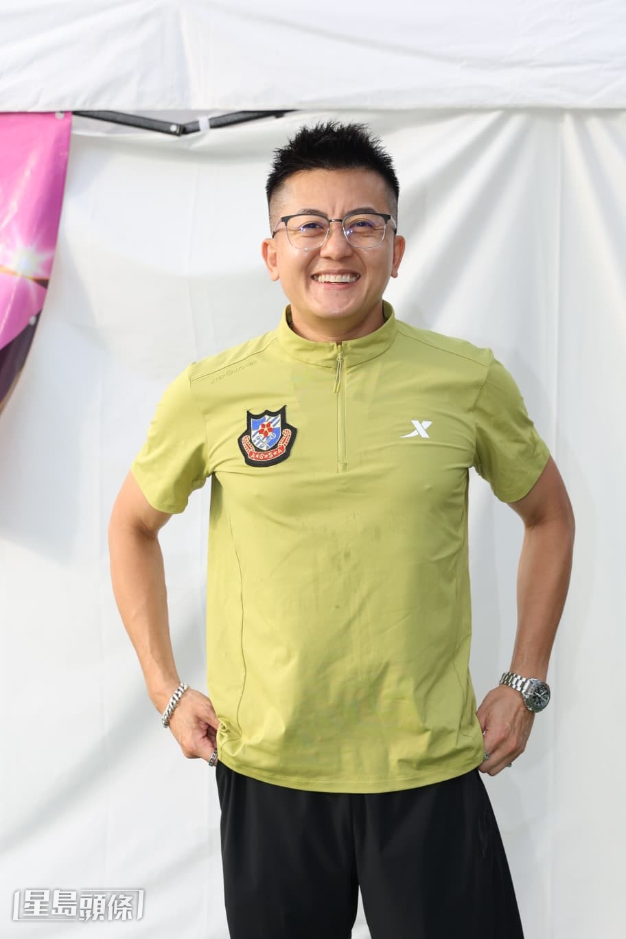 被問到離巢是否與TVB工作量有關,他承認離巢前工作量確有減少。