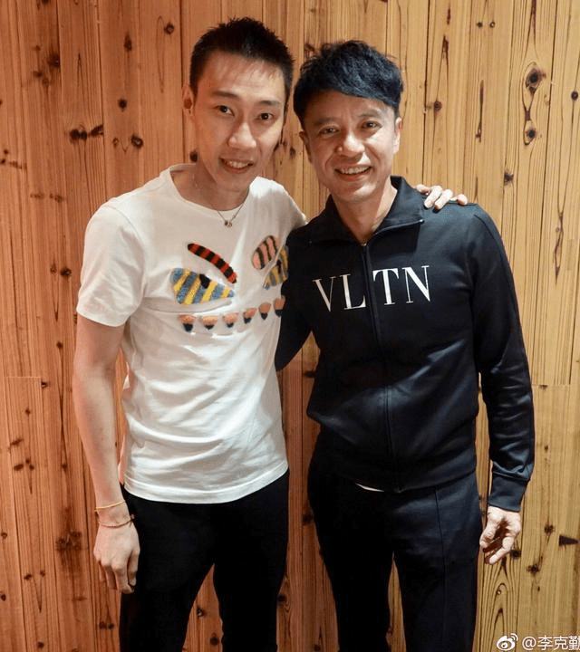 李克勤熱愛羽毛球,因而與不少頂尖選手成為好友。
