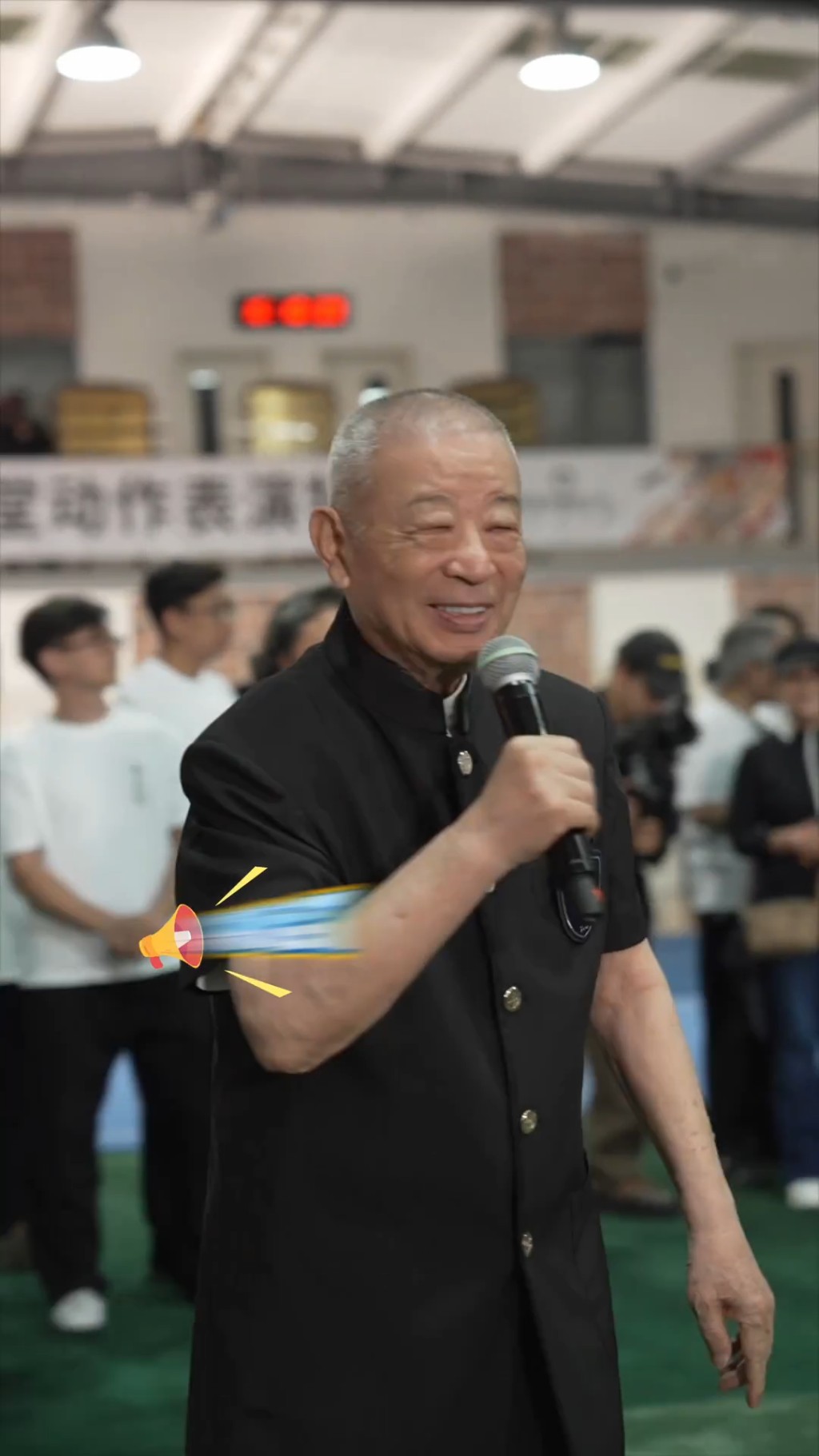李連杰的師傅吳彬雖已90高齡,但身體依然健壯。