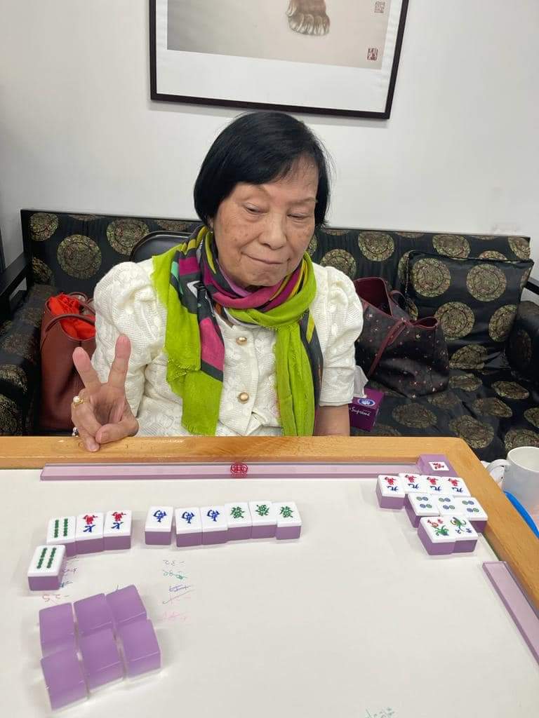 余慕蓮早前曾遇上騙徒，對方自稱是她的兒子。