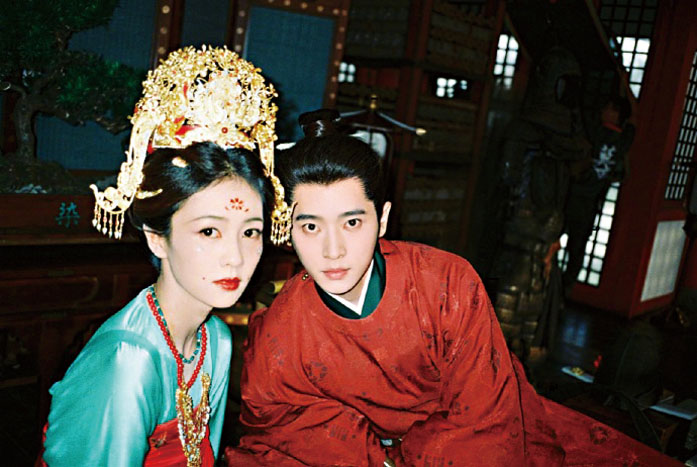 白鹿和丞磊合作《莫離》。網上圖片